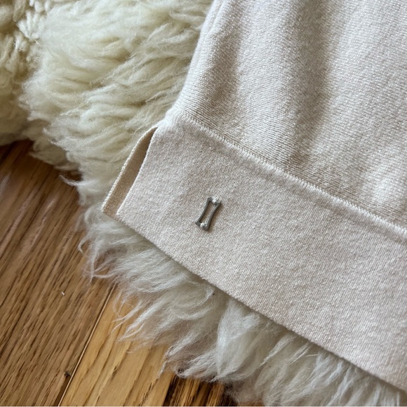 Kit and Ace Front Back Sweater Size S - Picture 7 of 8